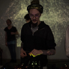 Rave Traxx w/ H33T & Vlad Savel - 18th August 2022