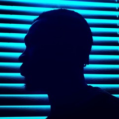 DeParis - LAYOVOLAYE