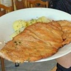 pragne rozkurwić sobie uszy