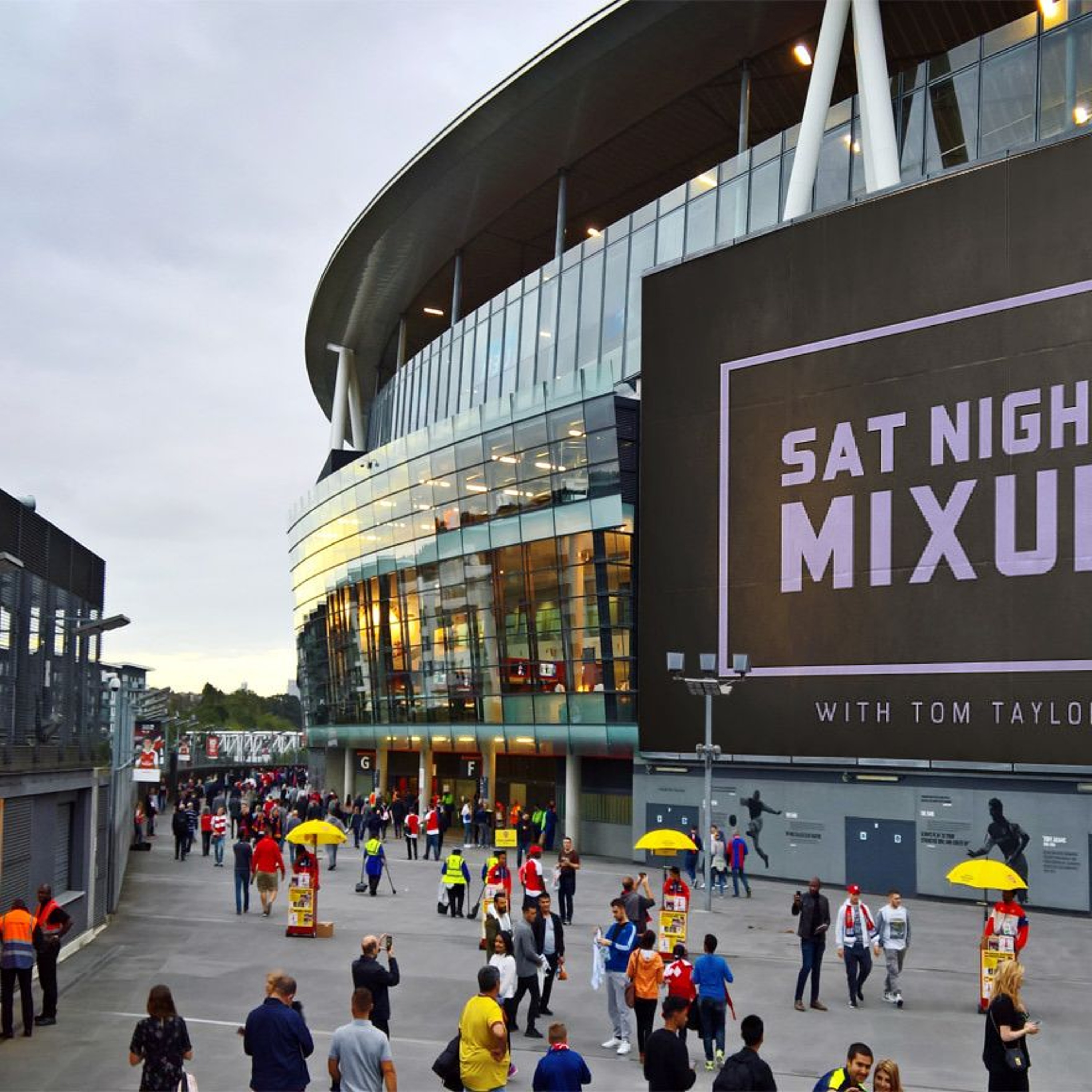 House Bangers with Tom Taylor, Radio Shows, and House DJ Mixes