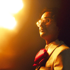 SONRÍE (LA VIDA ES BELLA)