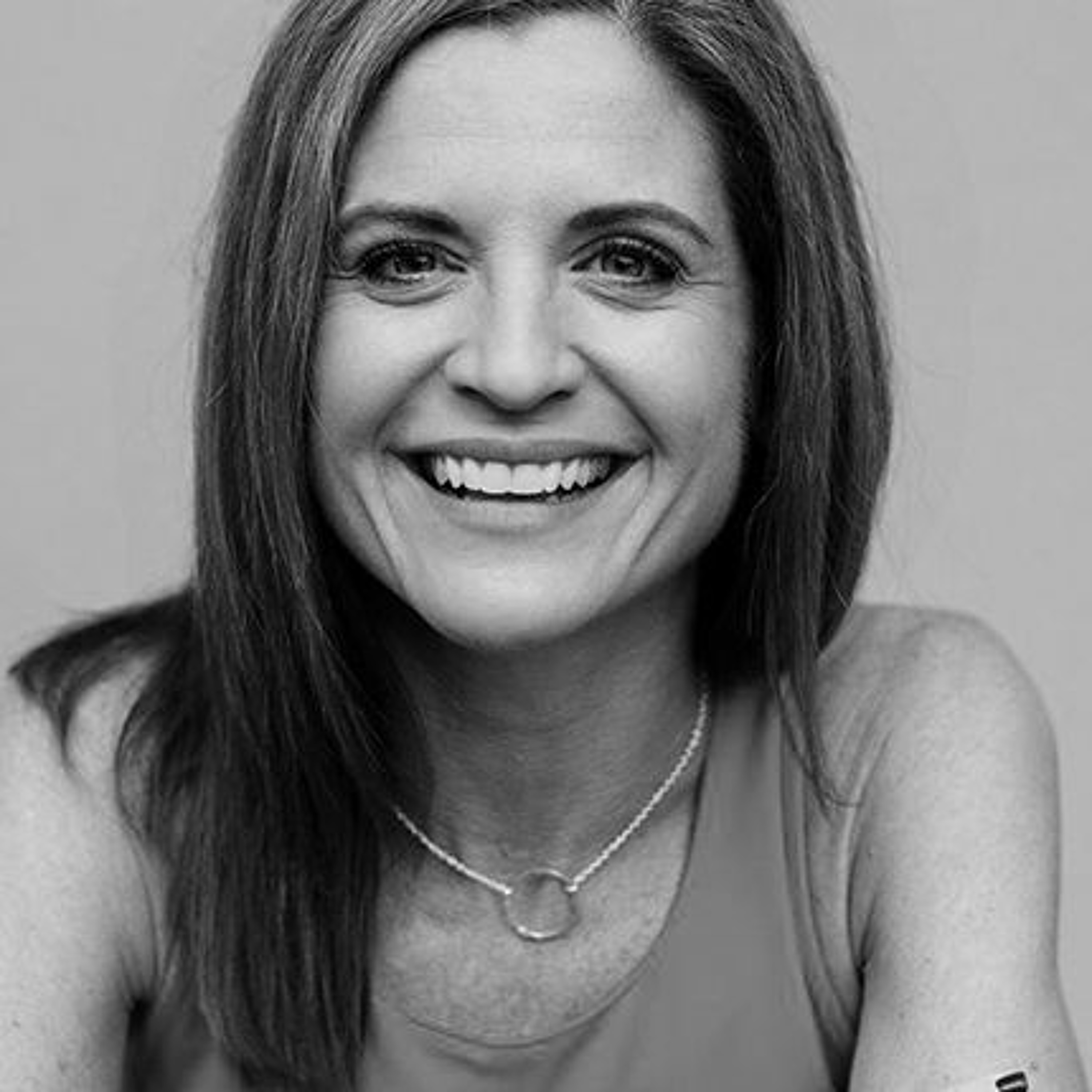Glennon Doyle Melton - Broken Lives, Courageous Living - 10/18/16 episode artwork