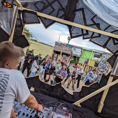 Re-Recording Hiddenflowersfestival