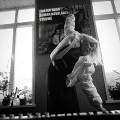 Roman Novelrain, Liza Katsuro - Volume