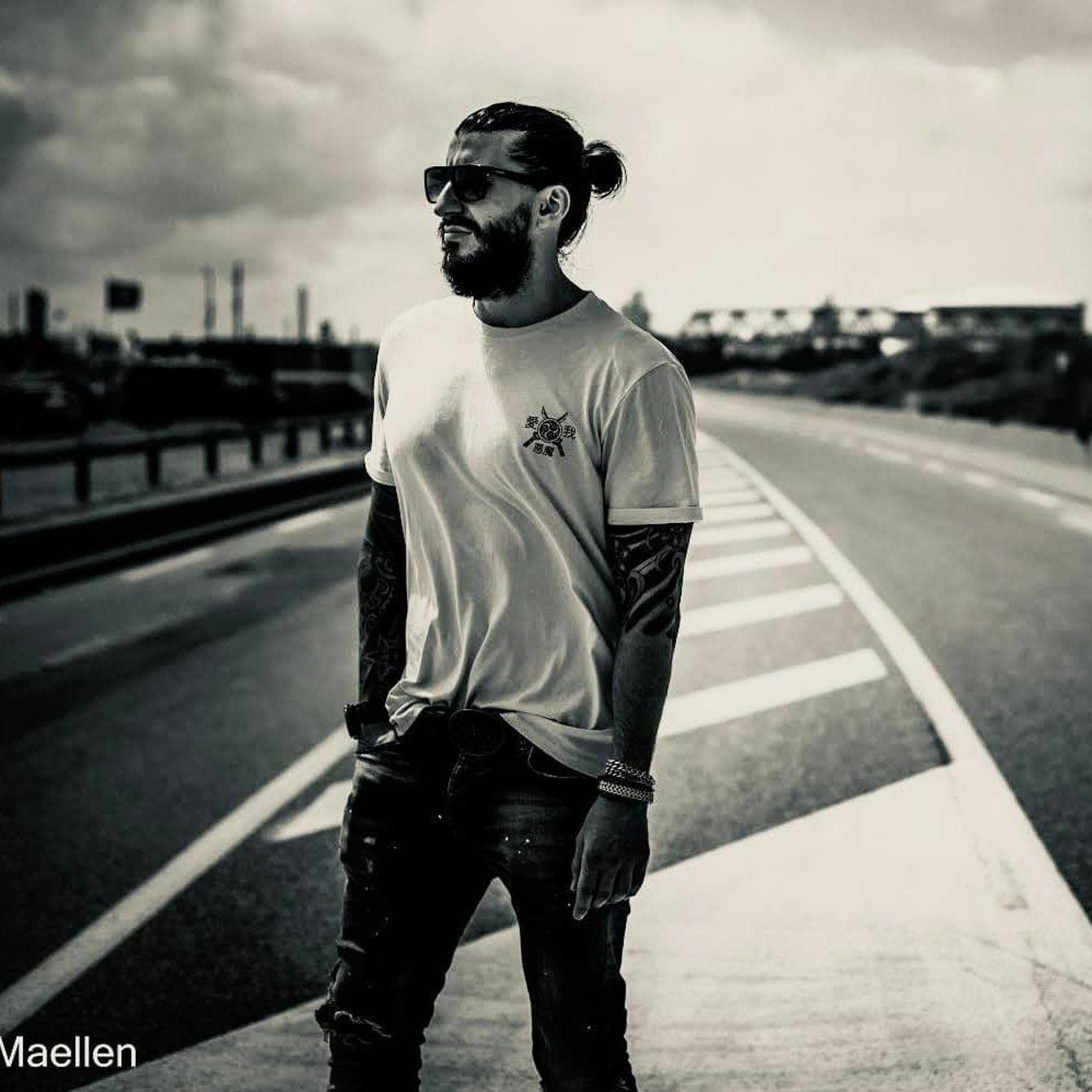 Axel Bampton Pres Smokin Beats 143 (Luv & Sexy DeepHouse Music) episode artwork