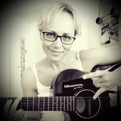 Lina Maly Cover...sind wir denn nie schön genug ...Klavier Cover MR