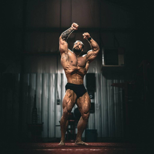 BAKI, ZYZZ - She Doesn't Mind [Hardstyle] (Slowed + Reverb)