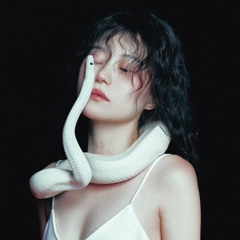 lalai my friend (neonmaid)