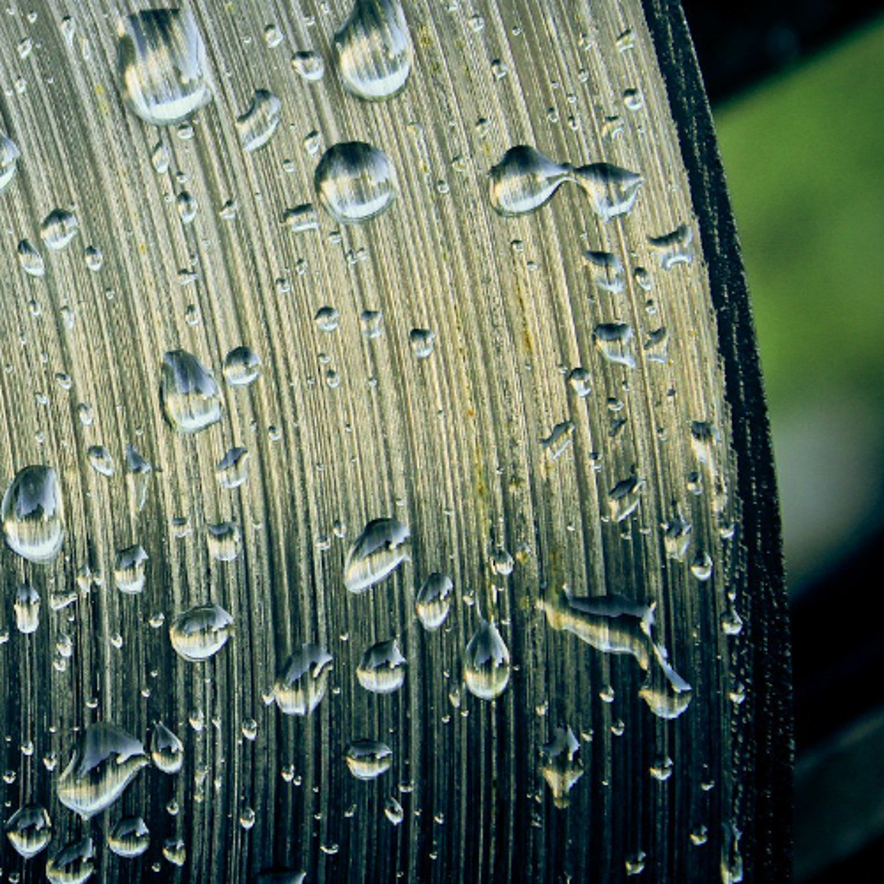 DEEP-Z: TECHNO DJ MIX "RAINING IN AUTUMN" [16-10-2025] episode artwork
