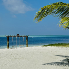 David Carollo at Meeru Bar - Hideaway Beach Resort (Maldives, 30.12.2023)