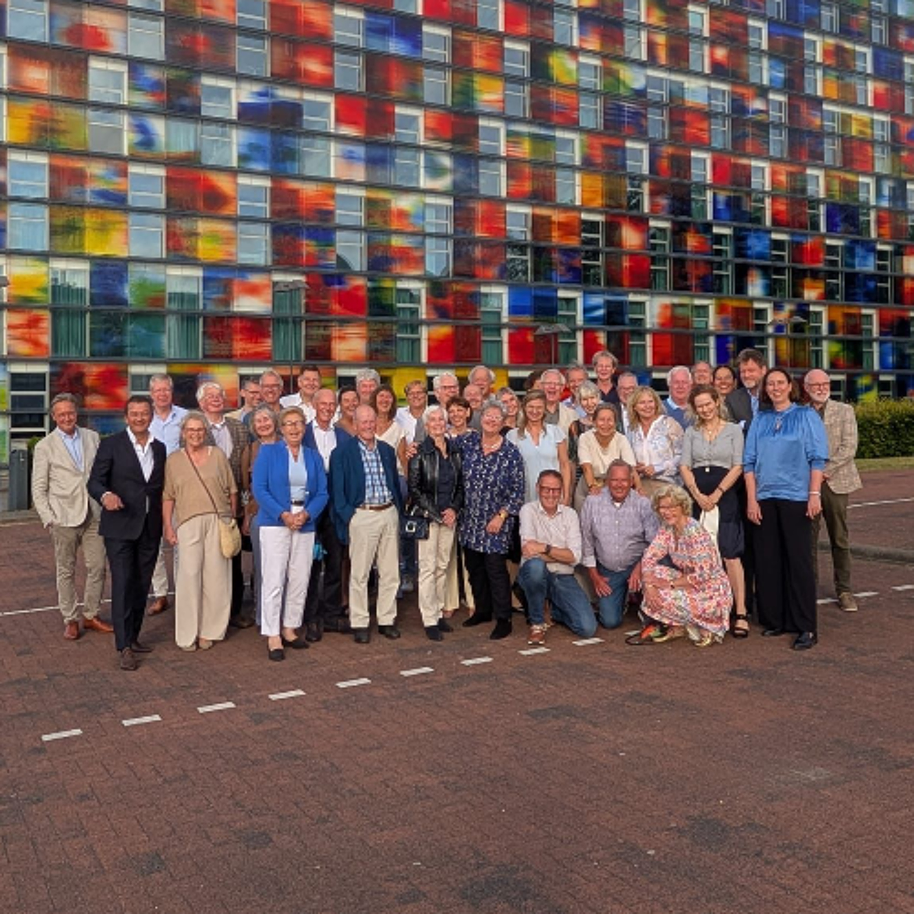Rotary Club Hilversum maakt al bijna 100 jaar impact - New Business Radio Special 26 juni 2025 episode artwork