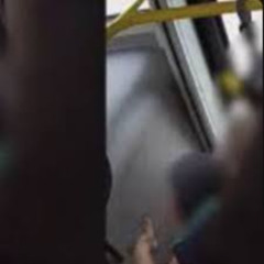 Últimas hoje vídeo da menina no ônibus cascavel 5x1 original complete video da menina com 5 meninos