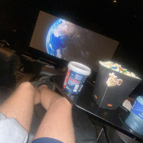 Runnin up my pockets (prod. by YSNSEANBELL)