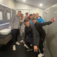 Michael Kerr House Mix