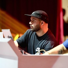 MOLIY , GLADDEST - SHAKEITTODIMAX