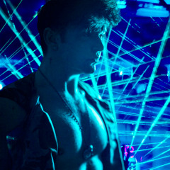 LIKE STROBE LIGHT By Vince D'light (Original Mix)