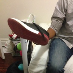 TheseAintNikes