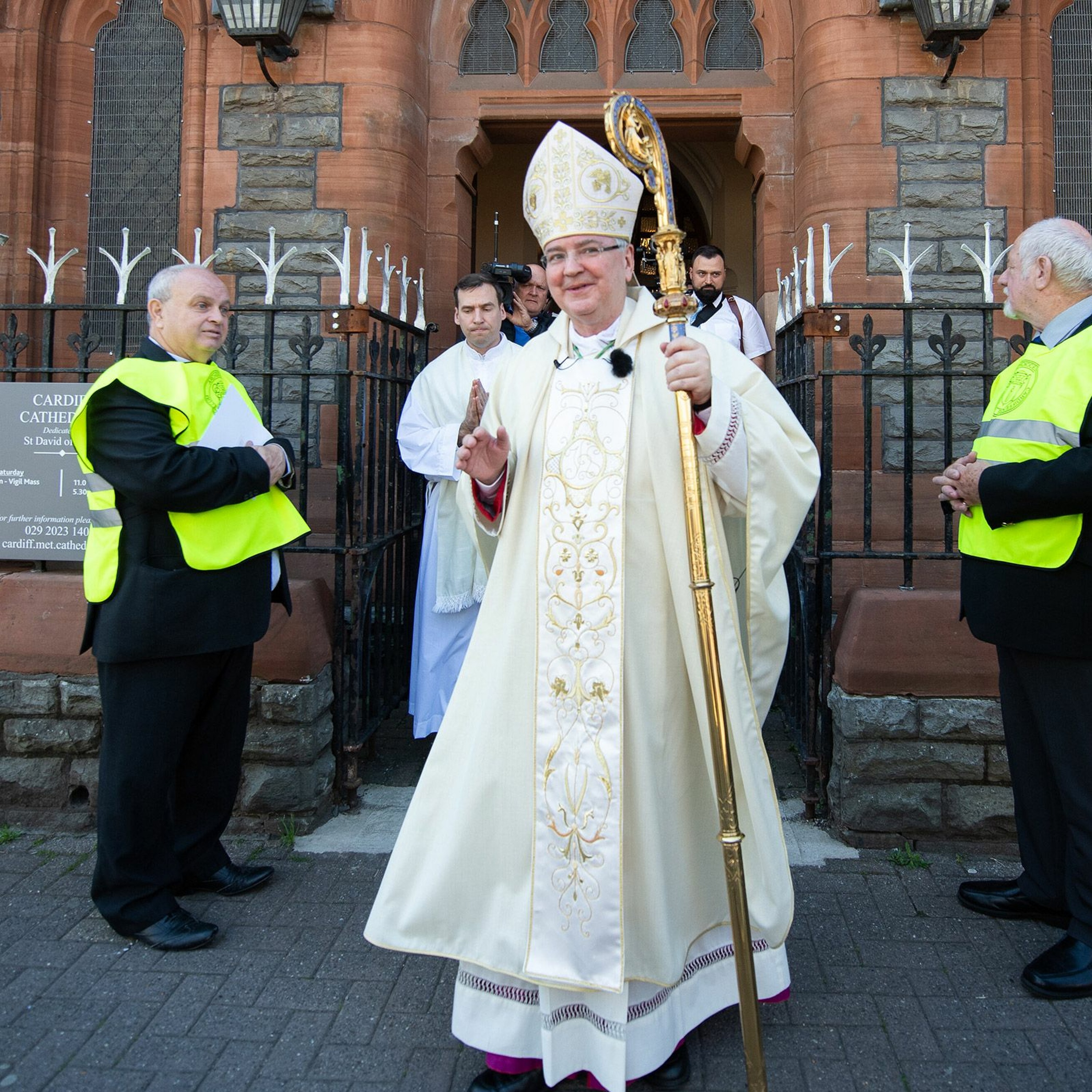 Archbishop of Cardiff pays warm tribute to Benedict XVI episode artwork