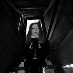 In the Key of She on Threads Radio Ep. 1: Sarah Miller