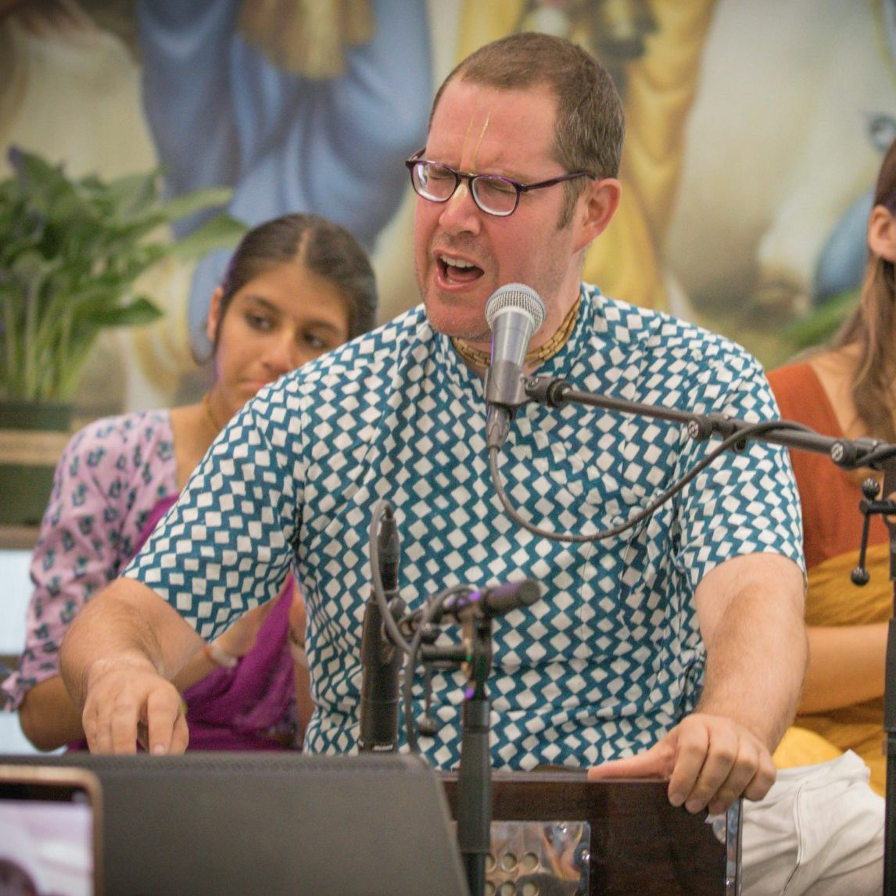 Akincana Krishna Prabhu -  Kirtan 50 12.31.22 episode artwork
