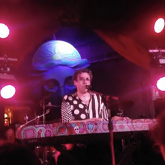 love me, normally will wood live at roxy & duke’s