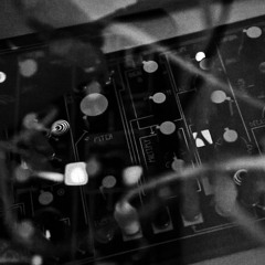 HRZL - Manipulated Krell (free download)