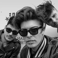 Rihanna Vs. The Kolors - Un Ragazzo Una Ragazza X S&M (Ghinoz Mashup) [SUPPORTED BY YUB]