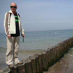 AdamThePlayer - Techno Protein (Original Mix)