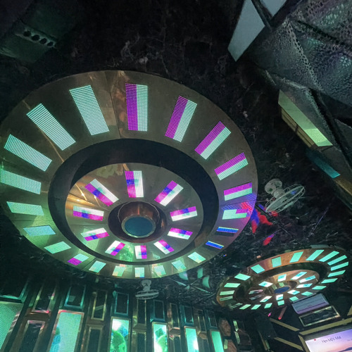 NONSTOP - BAY NHẢY TIỆC TÙNG .NEW VIP( DJ MKUN ).mp3