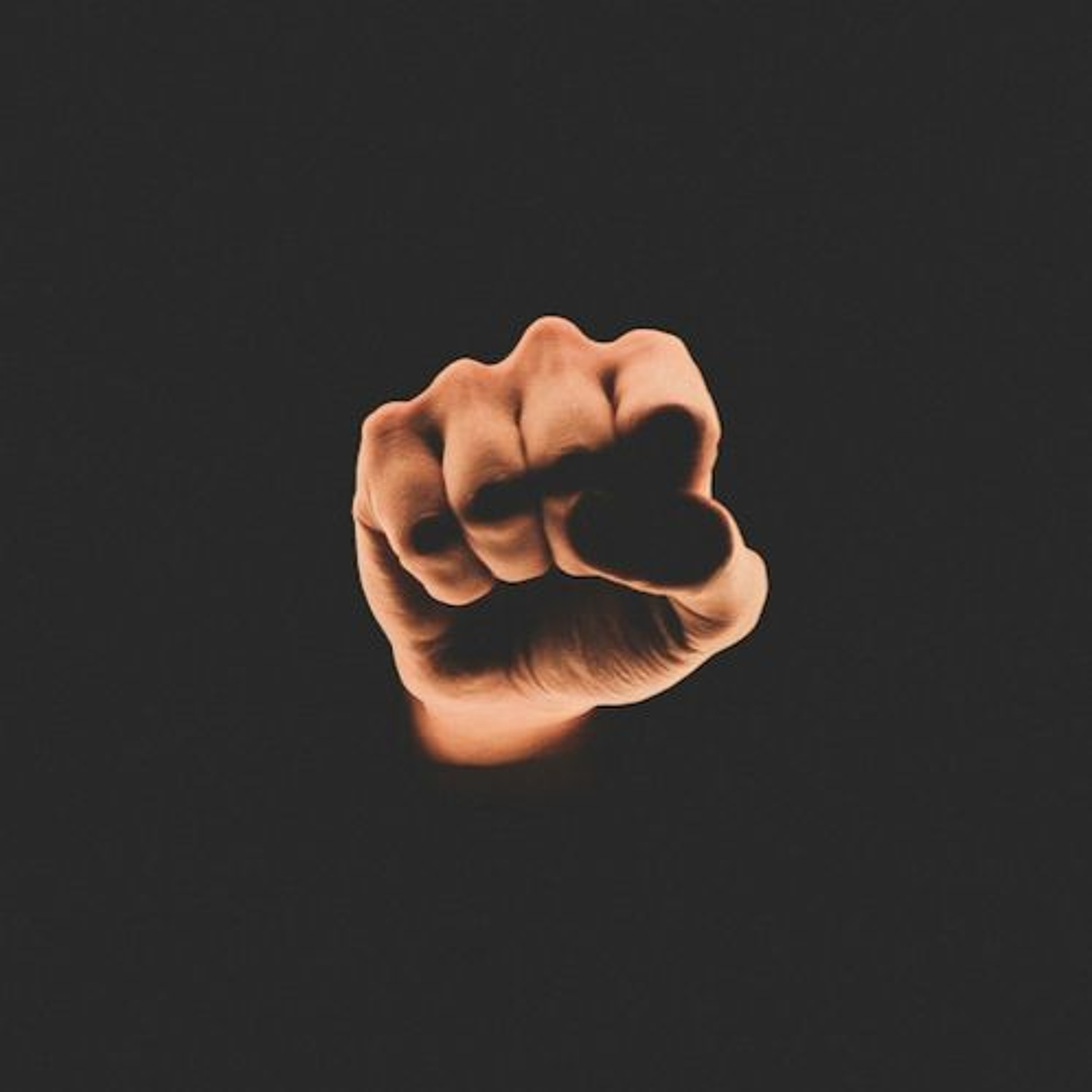 "ça arrive près de chez vous" avec l'association Main Violette | #LEGISLATIVES2024 episode artwork