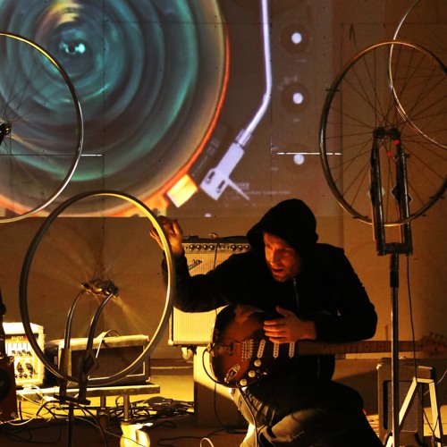 Harmonic Spheres