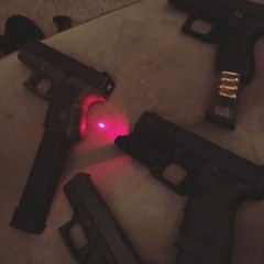 GLOCK DE 30 NO PENTE - MC MINININ E MC 2G DO SF ( DJ SANBARBOSA )