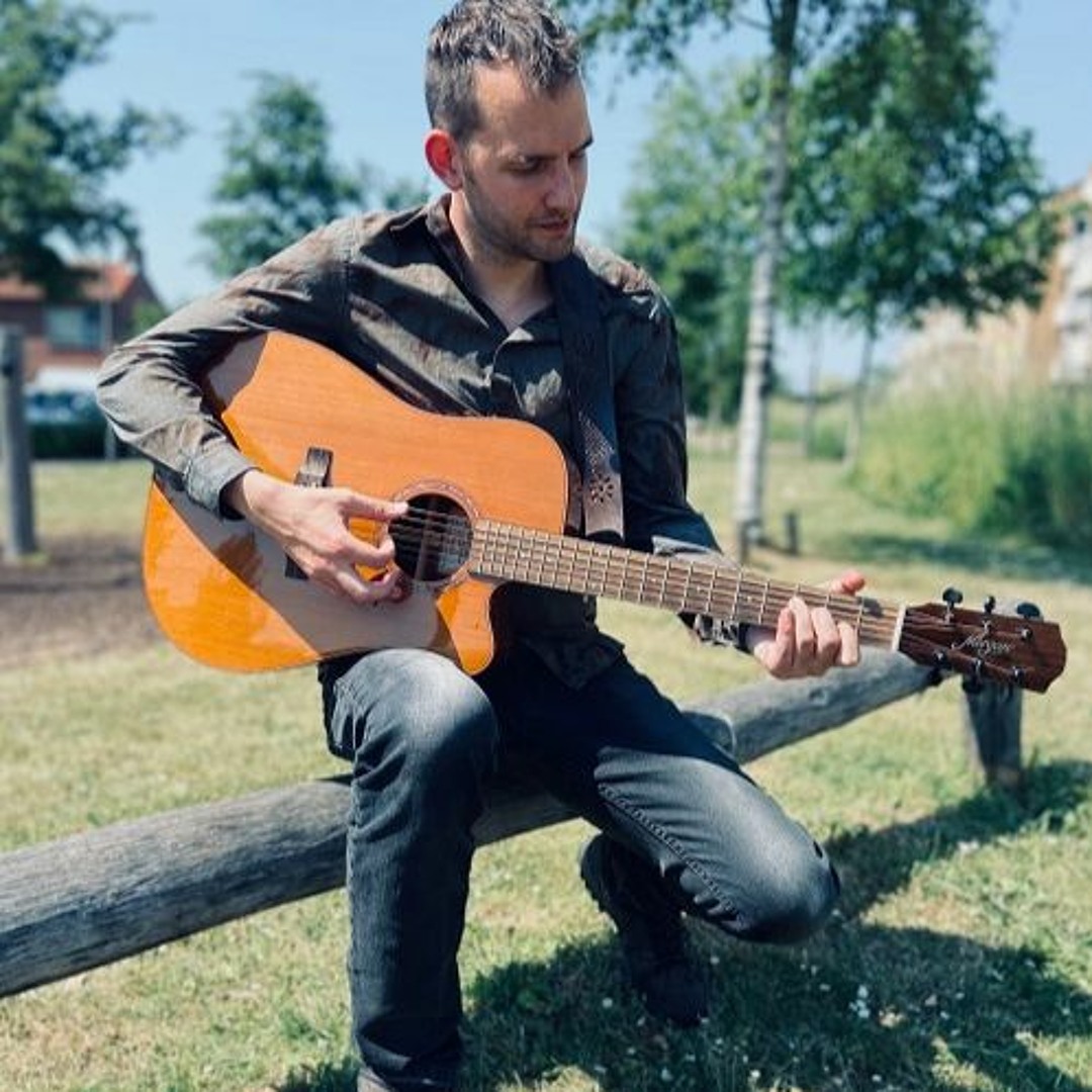 Stream Item Met Benjamin Koops by Live bij Podium 107.1 | Listen online ...