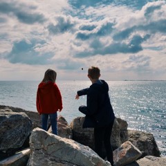 Throwing Rocks-F1r3/ Tea R Sea/ Eclectic Collective