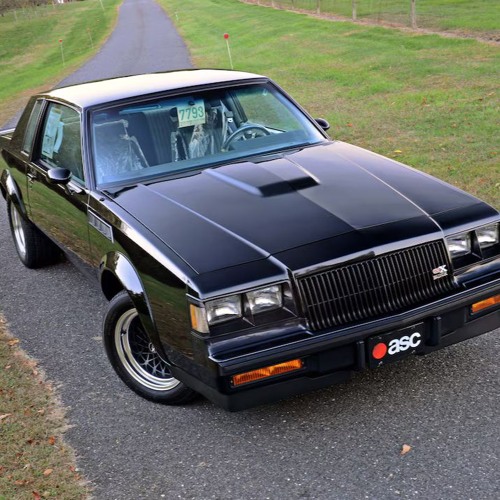 2 OF AMERIKAZ GNX's (kendrick lamar) x (2PAC)