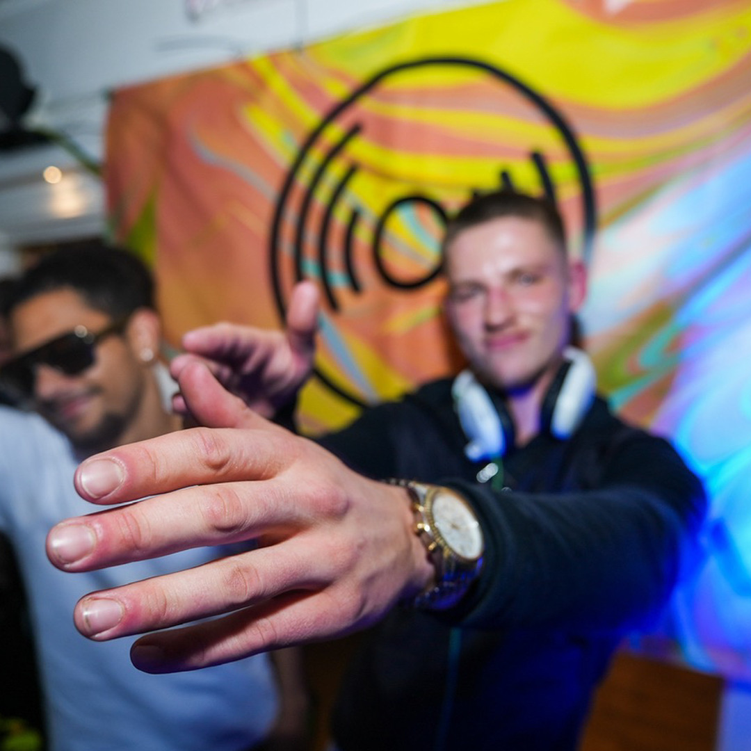BRIGHT FUTURE」 Obey ジェイミーリード Jamie Reid & Shepard