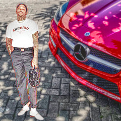 TWIST MY FINGERS IN MY REDMERCEDES