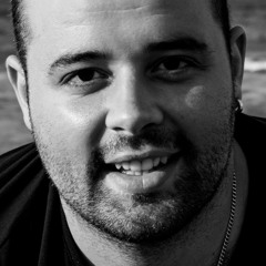 Büyükbabamın Sony Marka Radyosunda Lazistan Sanat Musikisi - Emre Şahinler