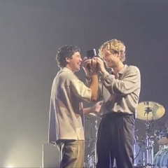 Take my hand - 5sos (slowed)