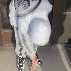 Pockets Feat. LenoxxBaby