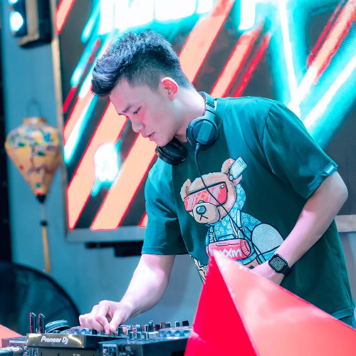 999 Doa Hong Ft FEIN (Tune edit)