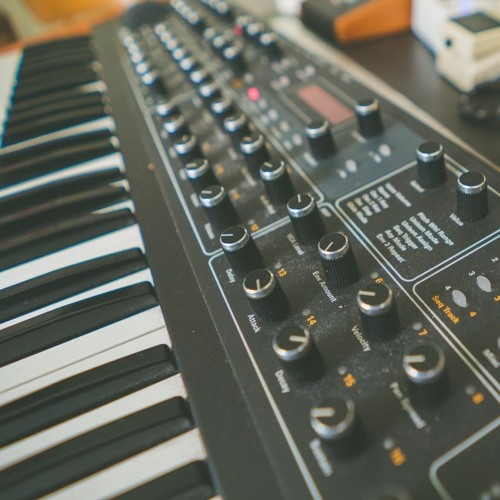 Rival Consoles - Synth parts