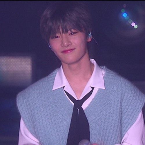 stray kids - my universe (lofi instrumental by jay)