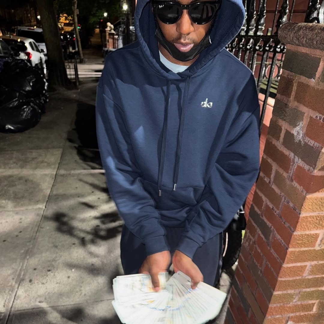 Coe Wiki Rapper Stream Coe Wiki - Get out my way by Coe Wiki | Listen online for free ...