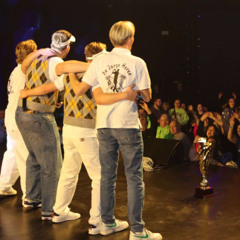 De Jonge Heren - Mo zee naa nekie (Radio Edit)