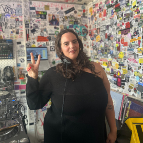 Stream Stella's Snacks with Stella Zekri @ The Lot Radio 04-04