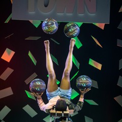 "Funky Town" - Die neue Show des GOP Varieté Theaters Münster