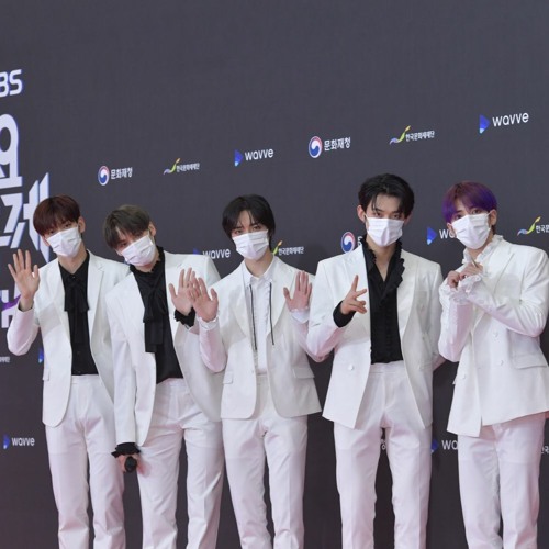 MIROTIC (주문) - TXT (투모로우바이투게더) [2021 KBS 가요대축제]