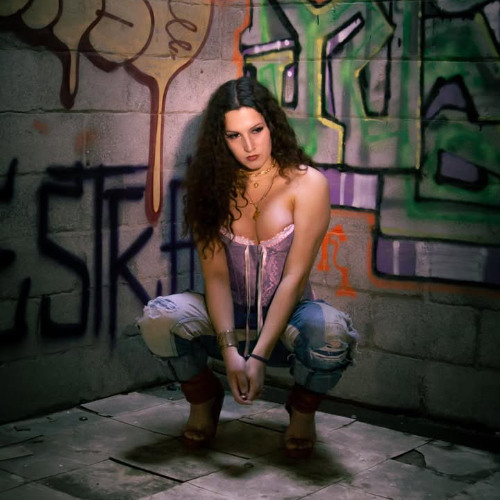 PREMIERE : Rosei City with Dre Green - In Silk (Gone Baby)