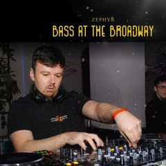 ZEPHYR @ BASS AT THE BROADWAY, WINCHESTER 17/04